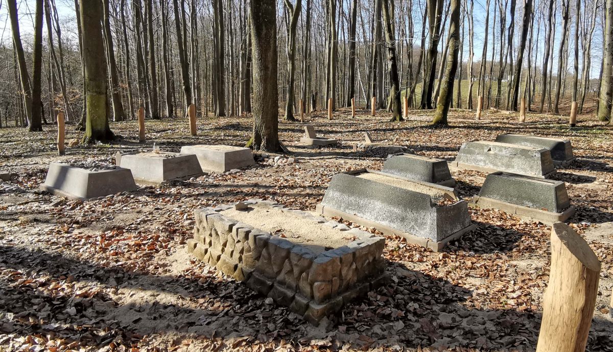 Odnowiony cmentarz poniemiecki